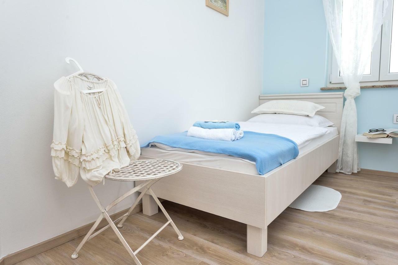Apartments Feel Good Sukošan Esterno foto