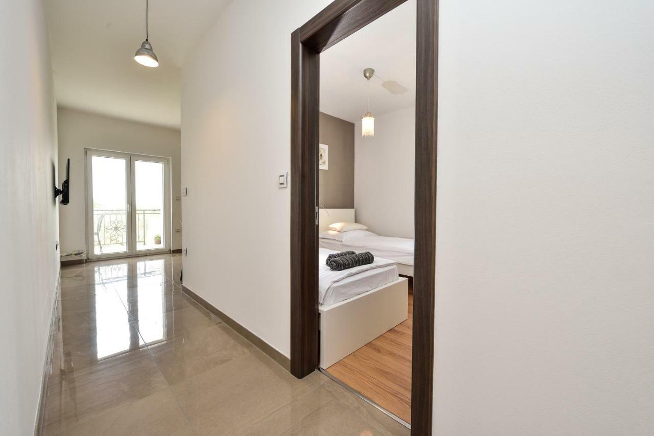 Apartments Feel Good Sukošan Esterno foto